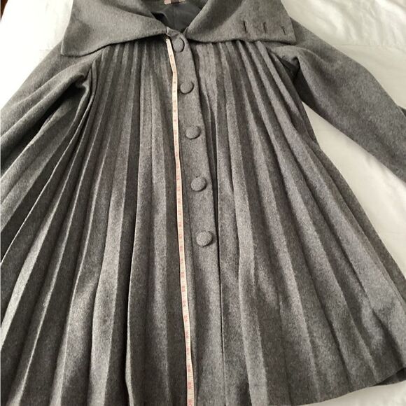 H&M Sz 12 Gray swing coat, cape, pleated, wool - Picture 8 of 11